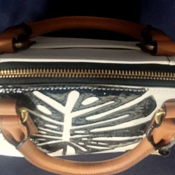 2 PC. BRAHMIN LARGE DUXBURY MONACO WHITE/BLACK SHOULDER BAG PURSE-SURI WALLET - Picture 7 of 12